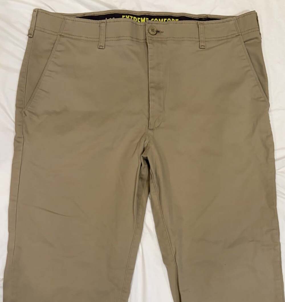 Lee Extreme Comfort Pants Men's 40x34 Tan Straight Fit - Picture 3 of 9